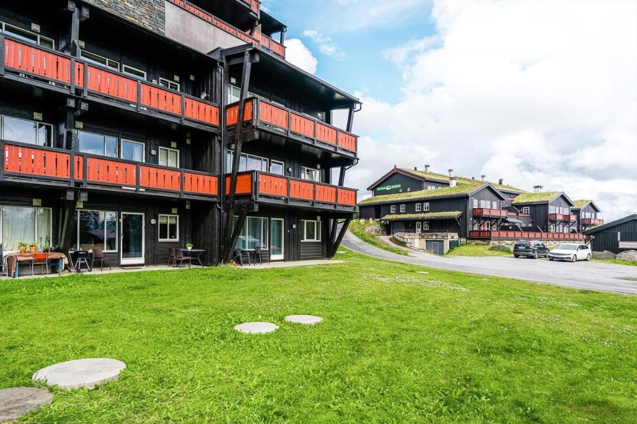 Leilighet Beitostolen Sentrum, Terrasse Og Innendors Parkering Экстерьер фото